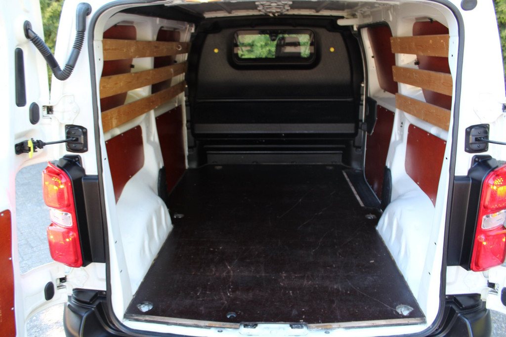 Citroen Jumpy 2.0 BlueHDI 120 Club M S&S 120PK | Trekhaak | Airco | Betimmering | Parkeersensoren 11