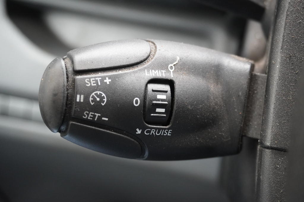 Citroen Jumpy 2.0 BlueHDI 120PK Dubbele Cabine EURO 6 - PDC - Cruise - Trekhaak - â¬14.900,- Excl. 11