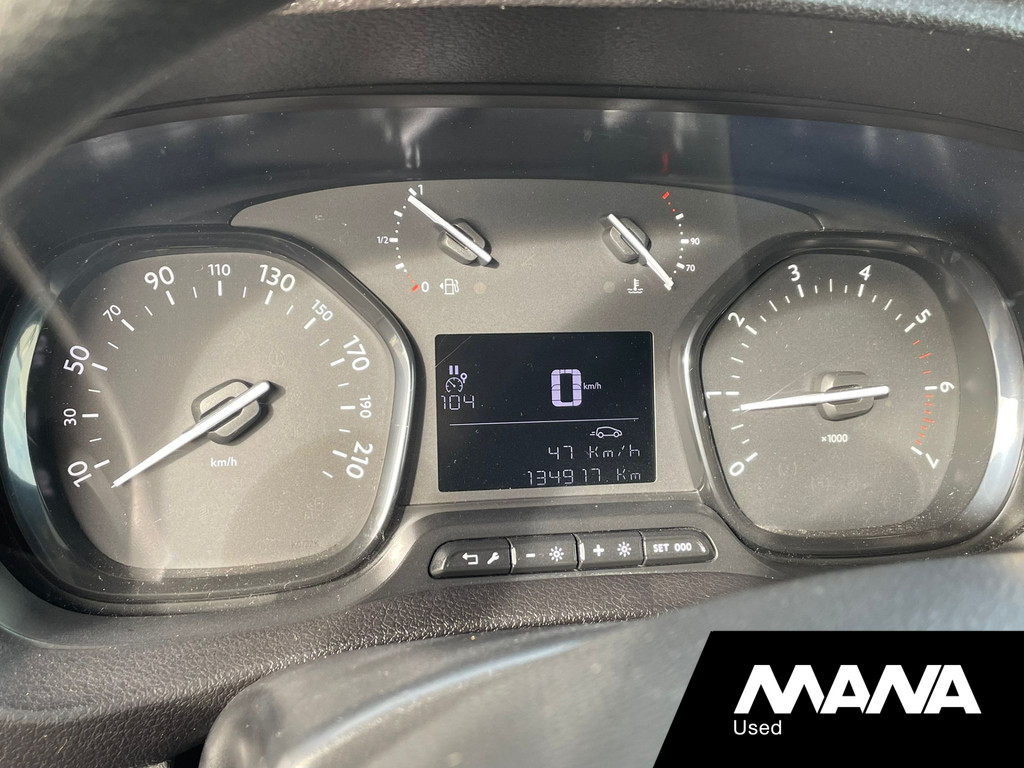 Citroen Jumpy 2.0 BlueHDI 120 XL L3H1 Club Airco Navi Carplay 16