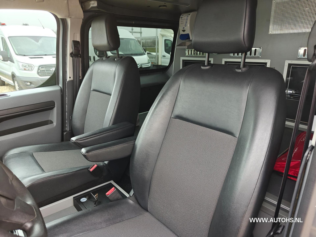 Citroen Jumpy 2.0 BlueHDI 180 PK AUTOMAAT , 1e Eig Ex overheid. Euro 6 , lengte 2 , honden inrichting , 14