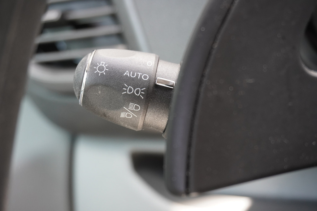 Citroen Jumpy 2.0 BlueHDI 180PK Automaat L2 EURO 6 - Airco - Cruise - Camera - ⬠19.950,- Excl. 17