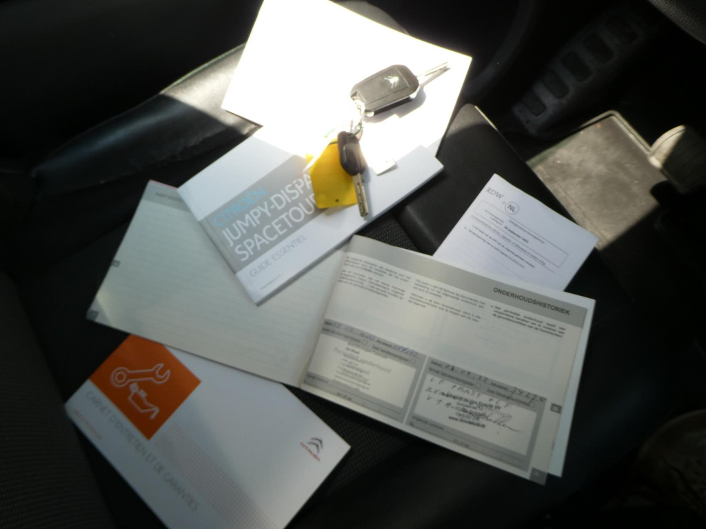 Citroen Jumpy 2.0 BlueHDI 180 pk L2H1 automaat /airco /navigatie /camera 18