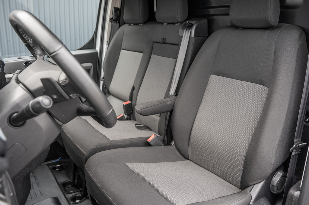 Citroen Jumpy 2.0 BlueHDi | 145 PK | AUTO | Vitrual display | Camera | Carplay | Cruise | Airco | 3-Zits 12