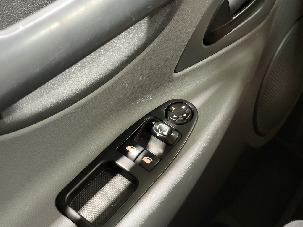 Citroen Jumpy 2.0HDI L2/H1 Dubbele Cabine Apk tot 21-10-2026! 13