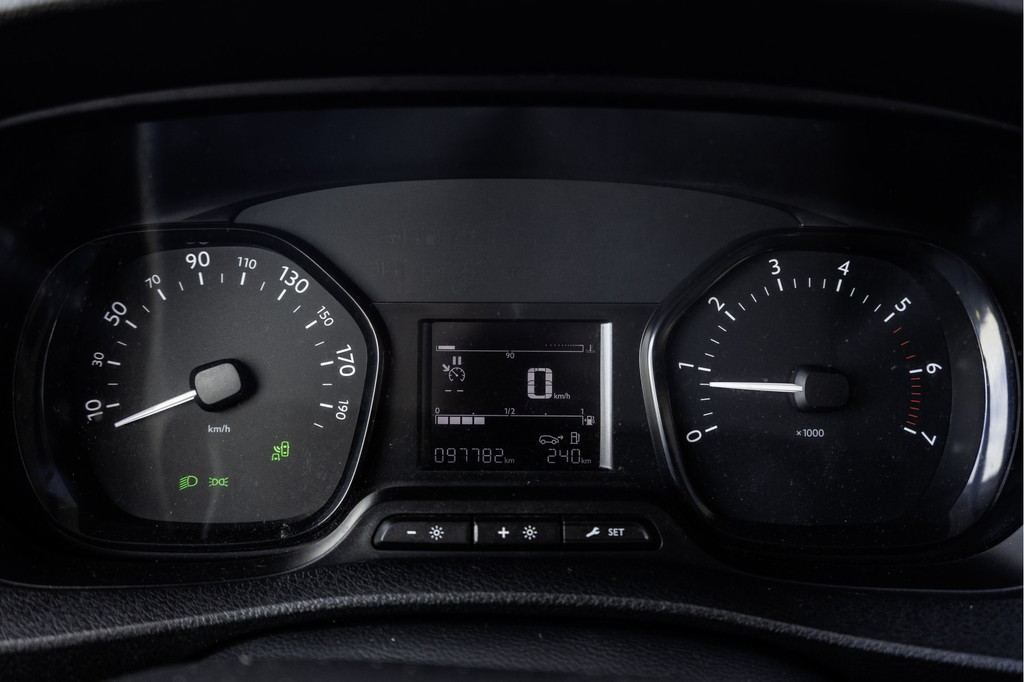 Citroen Jumpy BlueHDI 120 | L3H1 | Climate | Cruise | PDC | Euro 6 15