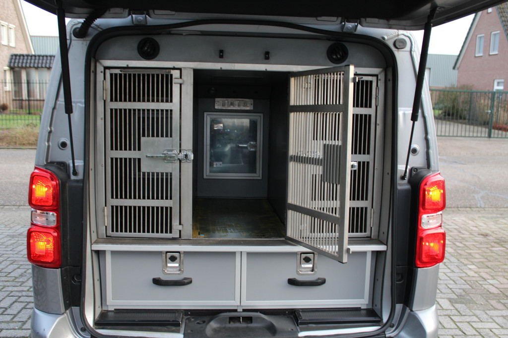 Citroen Jumpy XL 2.0 BlueHDI 180PK E6 Automaat M Club L3 -- professionele honden inrichting -- 14