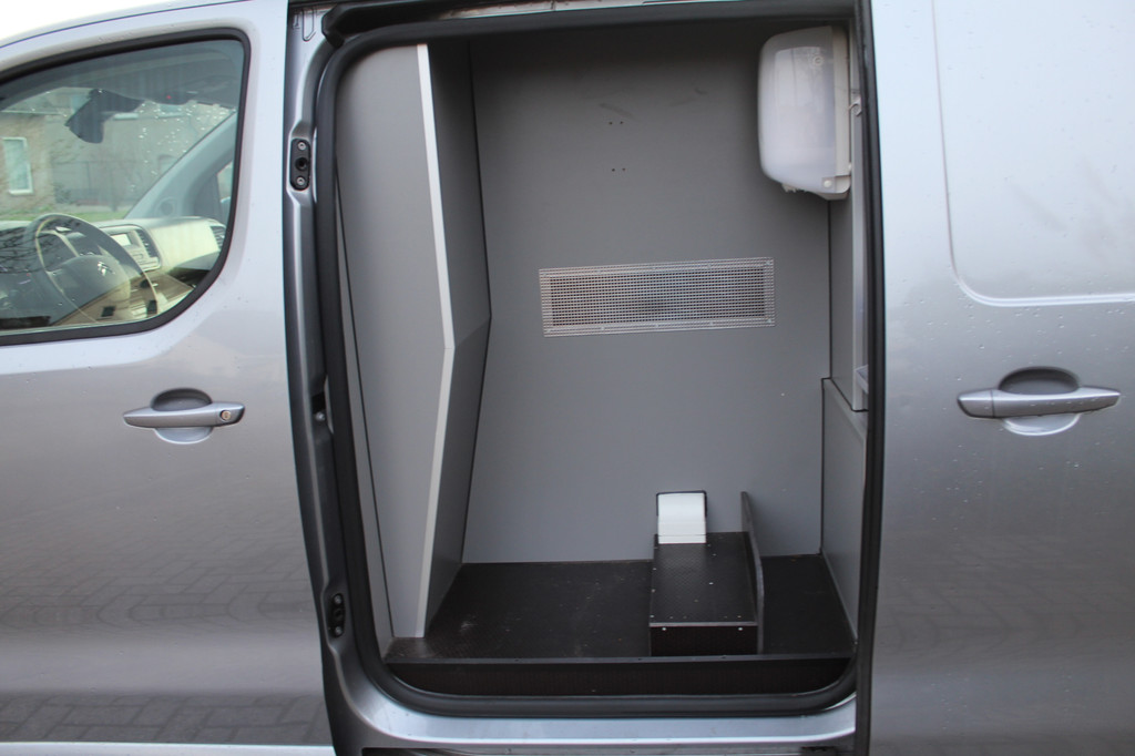 Citroen Jumpy XL 2.0 BlueHDI 180PK E6 Automaat M Club L3 -- professionele honden inrichting -- 18
