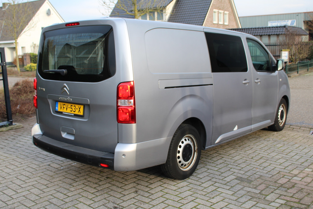 Citroen Jumpy XL 2.0 BlueHDI 180PK E6 Automaat M Club L3 Export price €9.900,- // Dog transport 2