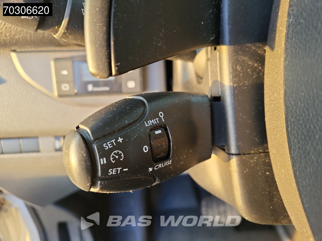 Citroen Jumpy 115pk Automaat L2H1 Airco Cruise Parkeersensoren Standkachel APK 04-2026 Euro6 L2 Airco Cruise control 17