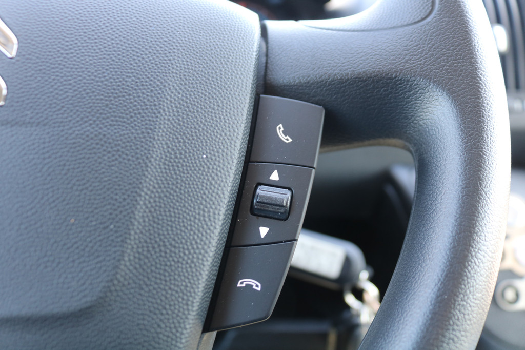 Citroen e-Jumper Bakwagen met Achterdeuren 16