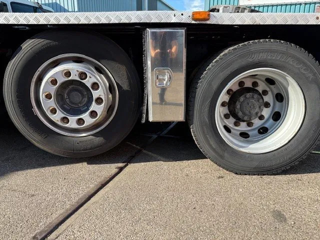 DAF 85.430 6x2 TRACTOR UNIT (EURO 4) (ZF16 MANUAL GEARBOX / ZF-INTARDER / LIFT-AXLE / STEERING AXLE / ETC.) 15