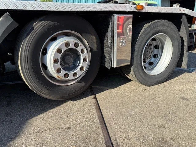 DAF 85.430 6x2 TRACTOR UNIT (EURO 4) (ZF16 MANUAL GEARBOX / ZF-INTARDER / LIFT-AXLE / STEERING AXLE / ETC.) 16