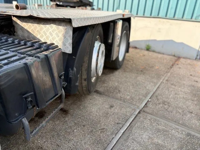 DAF 85.430 6x2 TRACTOR UNIT (EURO 4) (ZF16 MANUAL GEARBOX / ZF-INTARDER / LIFT-AXLE / STEERING AXLE / ETC.) 17