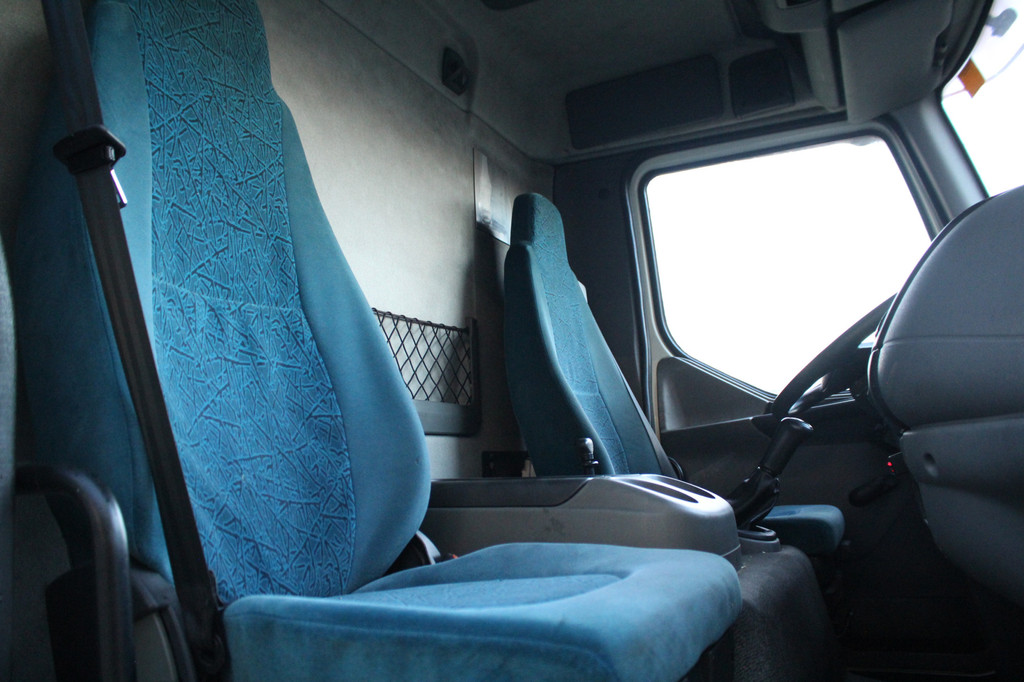 DAF AE45LF 150pk | Geen APK | Laadklep | Lease 92,- p/m 18