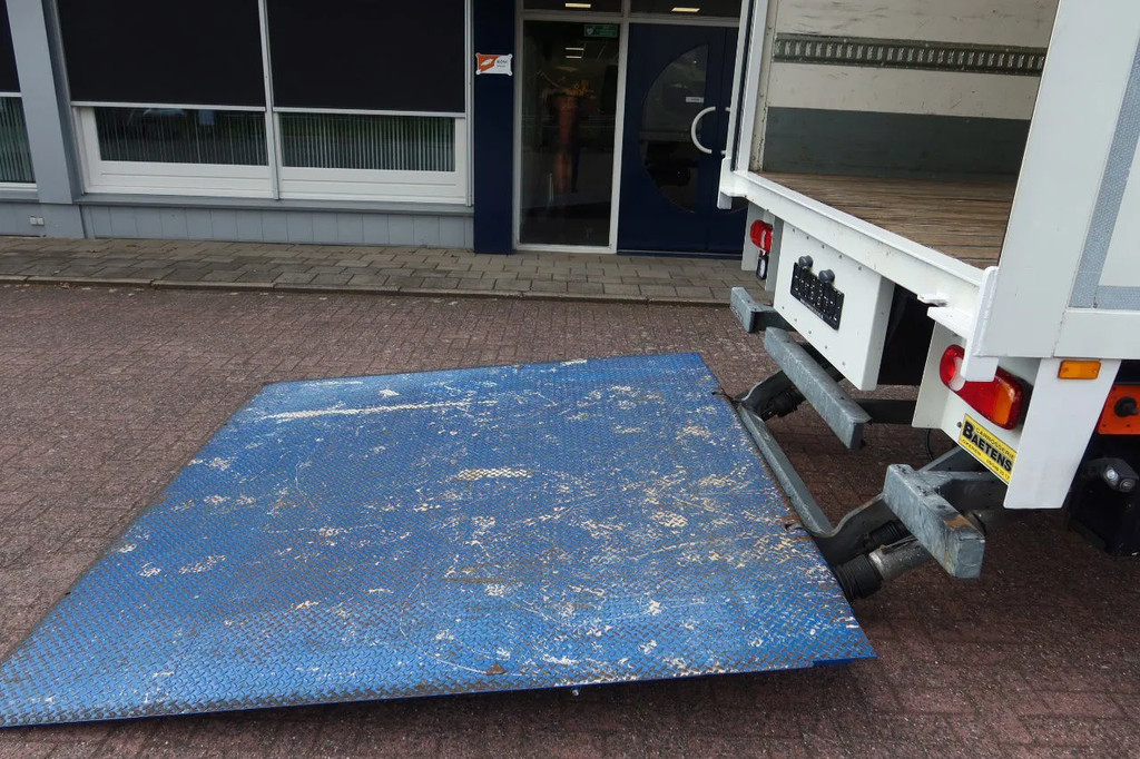 DAF CF 290 Bak+Klep Dhollandia 2.000 kg 12