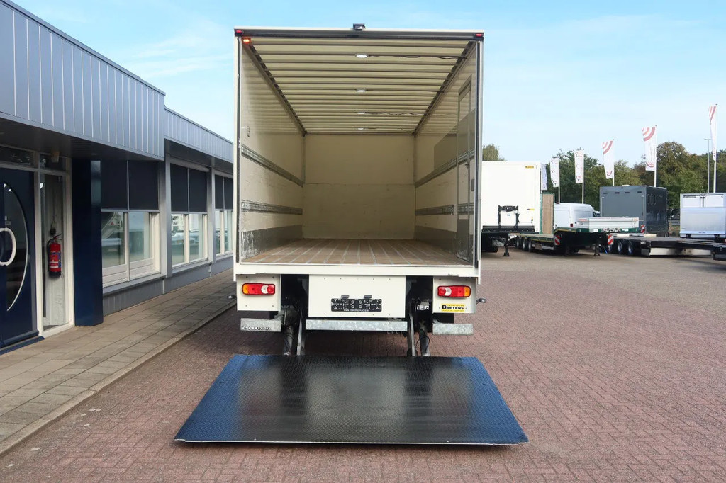 DAF CF 290 FA Bak + klep Dhollandia 2000 KG 16