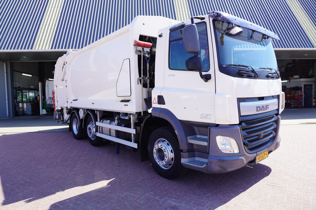 DAF CF 290 FAG 286 Pk Euro 6 Automaat Vuilniswagen Geesinknorba opbouw