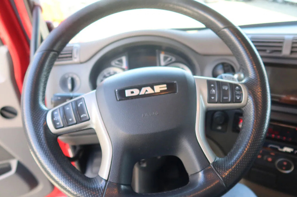 DAF CF 300 Koel/Vries Carrier iceland + Dhollandia 2500KG klep trenn wand 13