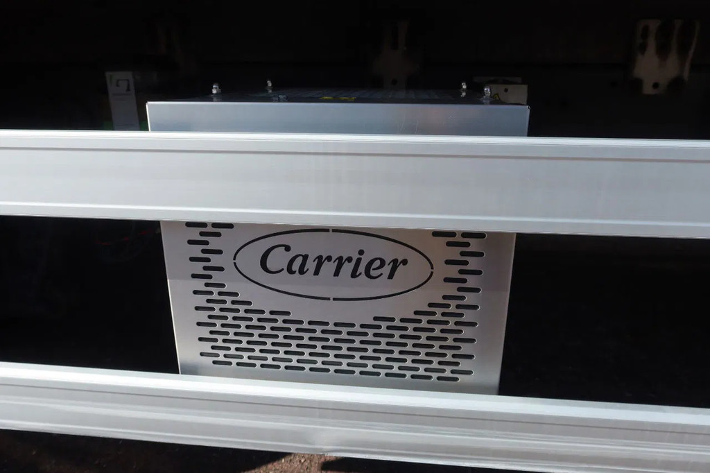 DAF CF 300 Koel/Vries Carrier iceland + Dhollandia 2500KG klep trenn wand 20