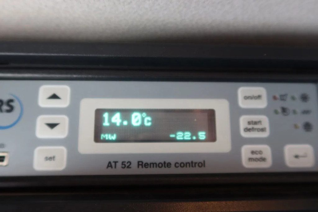 DAF CF 300 Koel/Vries Carrier iceland + Dhollandia 2500KG klep trenn wand 7