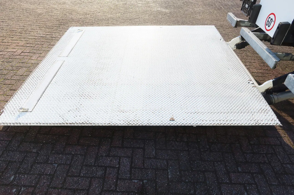 DAF CF 320 Bak+Klep Dhollandia 2.000 kg 16