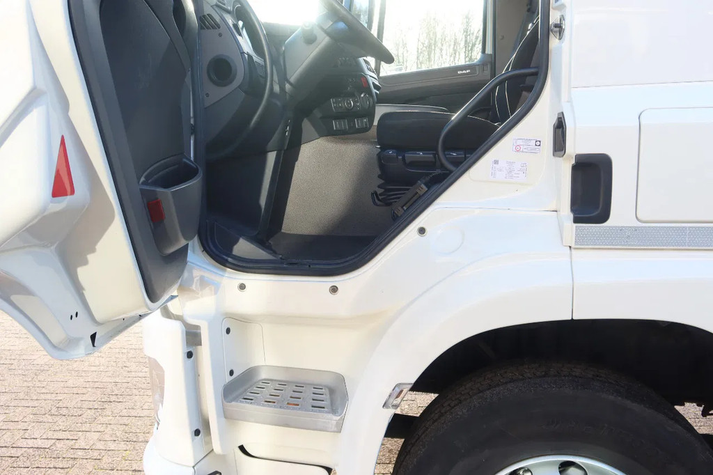DAF CF 320 Bak+Klep Dhollandia 2.000 kg 5