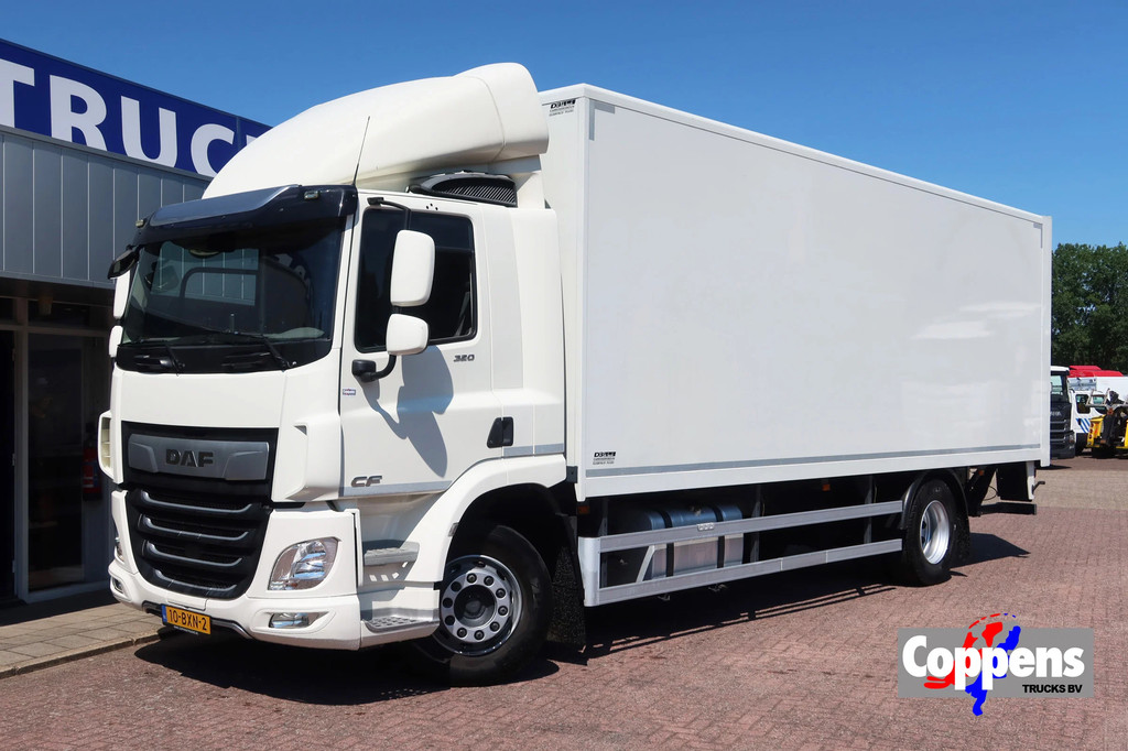 DAF CF 320 FA Bakwagen + Dhollandia 2000 kg klep