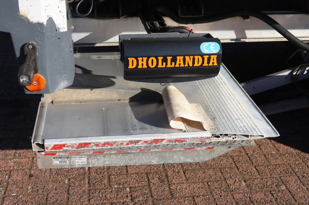 DAF CF 320 FA Koel/vriezen +Carrier Supra 1150 Silent + Dhollandia 2000 KG klep 13