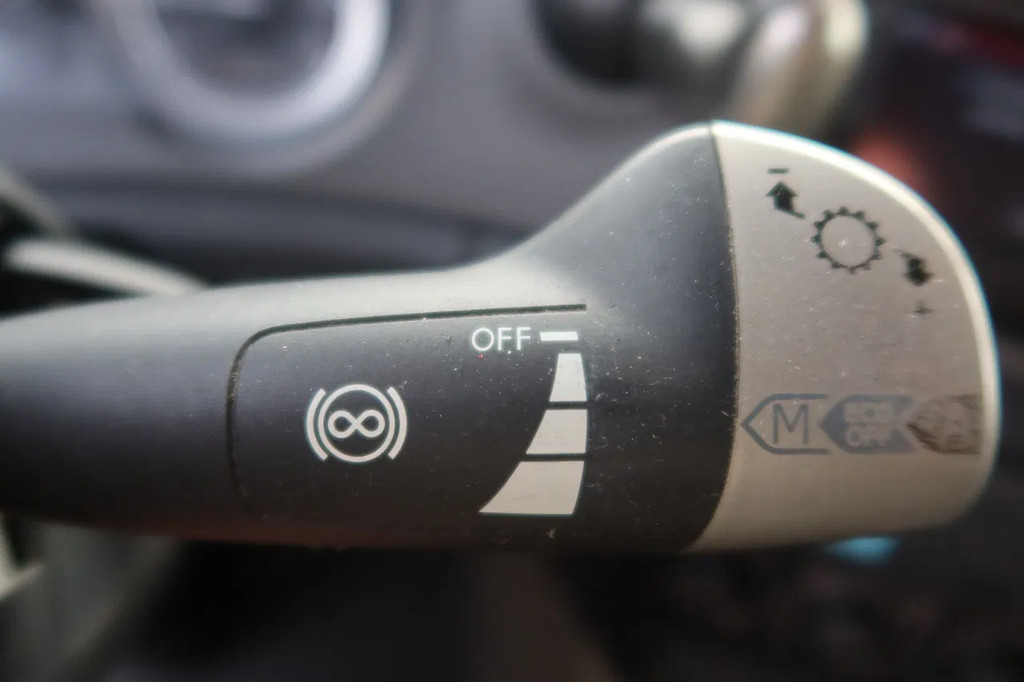 DAF CF 370 KoelVries+Klep FRC 04-2027 Dhollandia 1500 kg 8