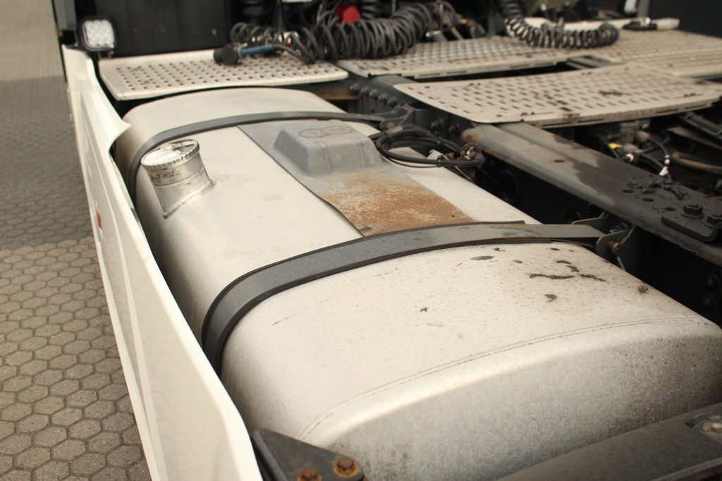 DAF CF 400 FT Euro6 400pk Automaat | Side skirts | Dakspoiler | Lease 260,- p/m 12