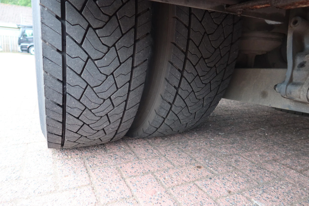 DAF CF 410 Bak +Dhollandia 2000 kg klep. Black Edition 13