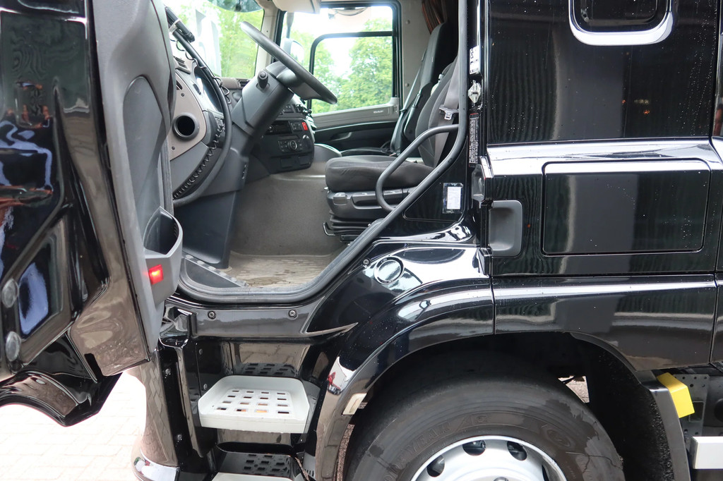 DAF CF 410 Bak +Dhollandia 2000 kg klep. Black Edition 14