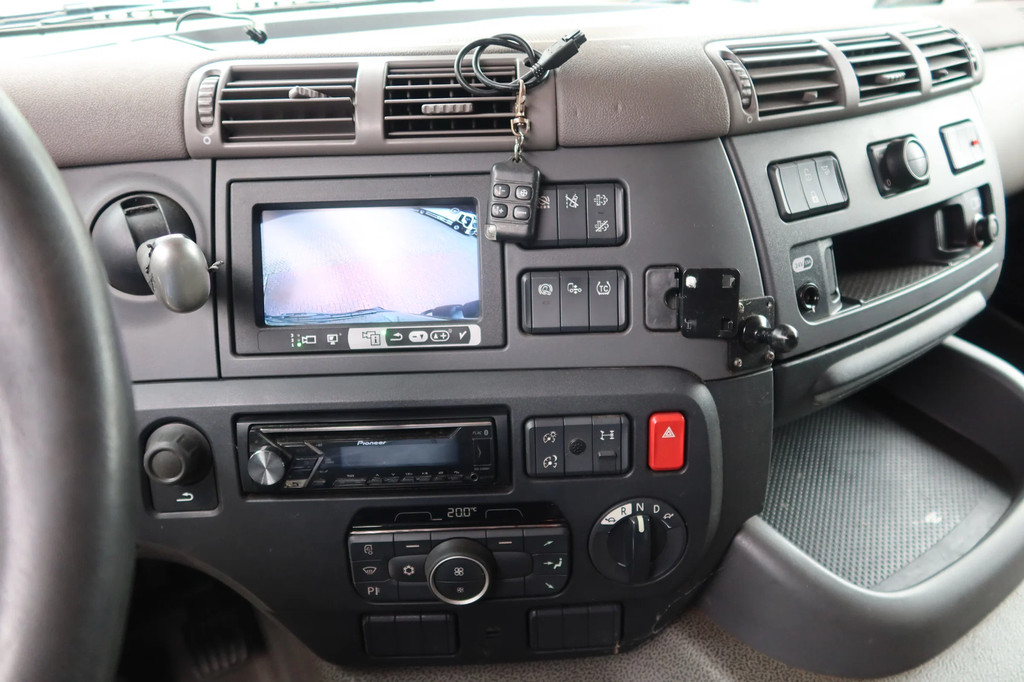 DAF CF 410 Bak +Dhollandia 2000 kg klep. Black Edition 17