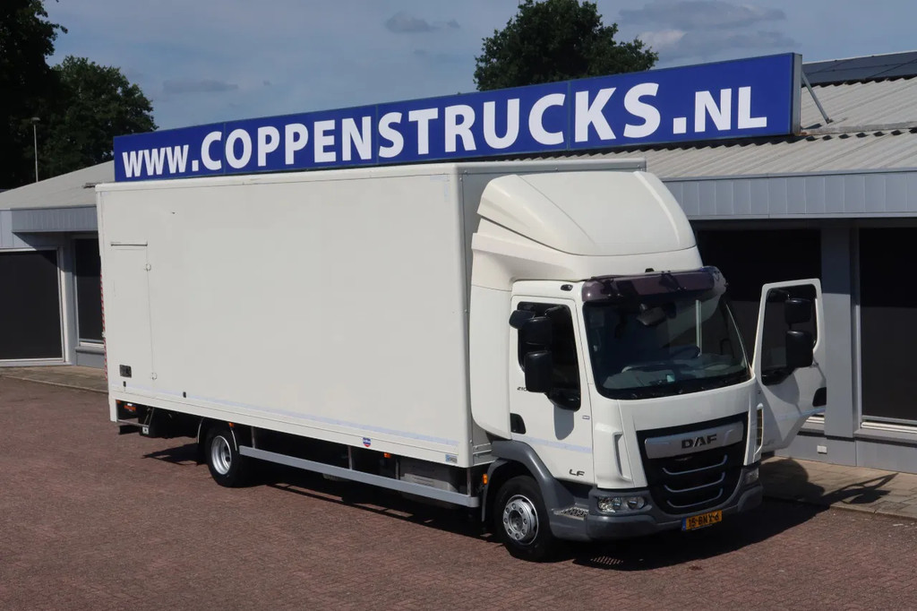 DAF LF 210 Bakwagen + DHollandia 2000 kg 10