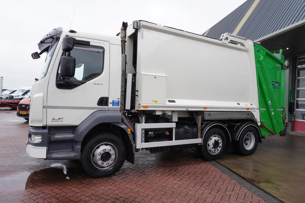 DAF LF 220 FAG Terberg Vuilniswagen achterlader Euro6 8