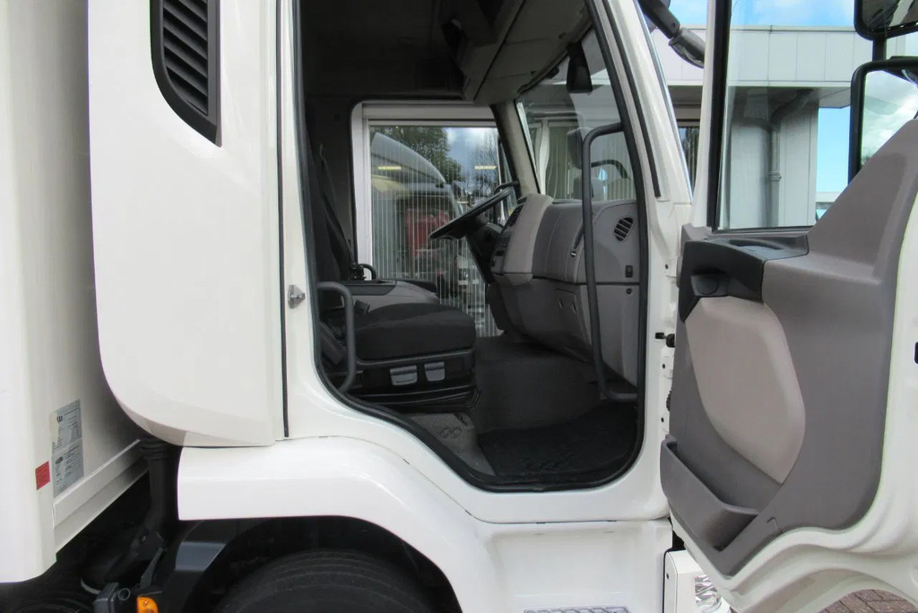 DAF LF 230 Bak+Klep Dhollandia 1500 kg Euro 6 11