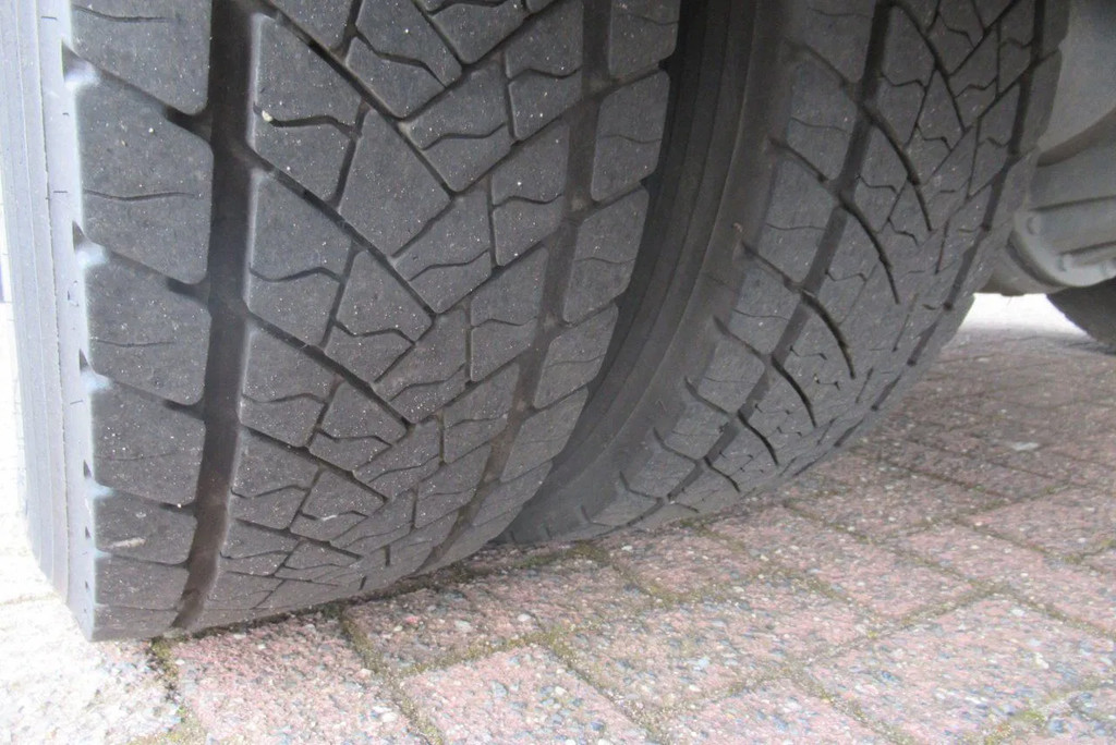 DAF LF 230 Bak+Klep Dhollandia 1500 kg Euro 6 13