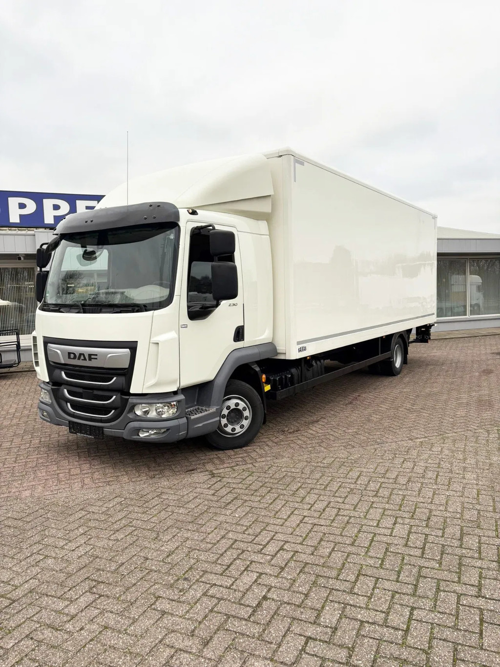 DAF LF 230 Bakwagen + Klep Dhollandia 1.000 kg 12