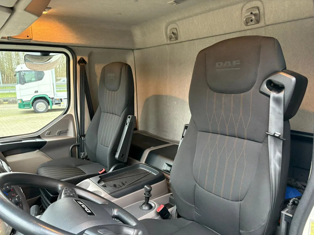 DAF LF 230 Bakwagen + Klep Dhollandia 1.000 kg 5