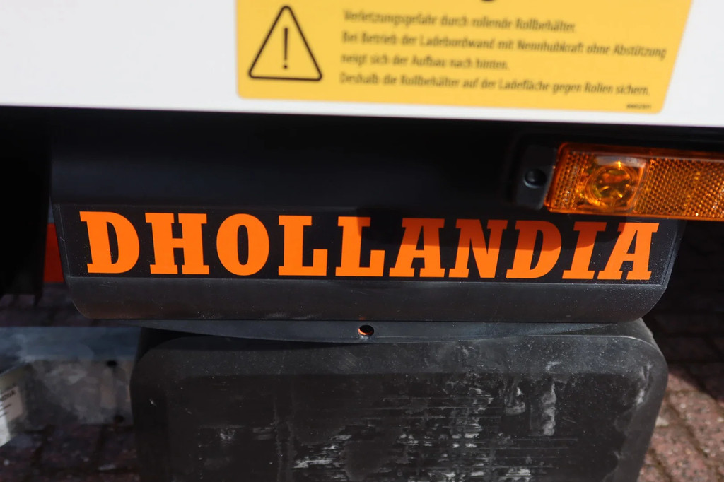 DAF LF 230 FA Bak+ Dhollandia klep 1500 KG 6 cilinder, nieuwe type 2 tacho 10