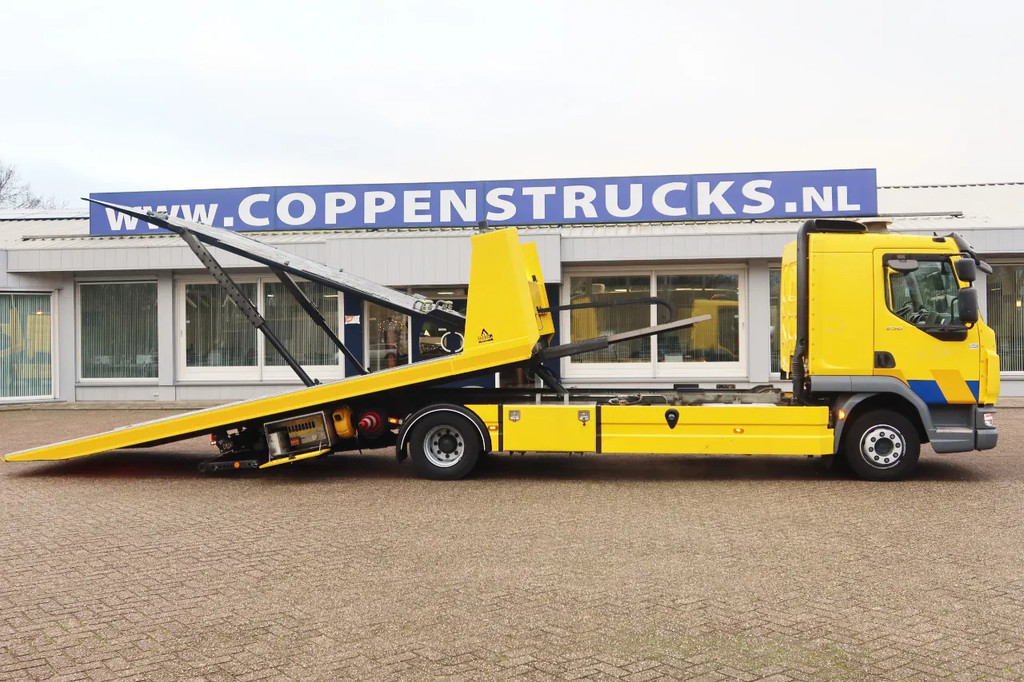 DAF LF 230 FA Recovery ,Takelwagen, Falkom syteem + Lier/Winch, 3 Lader, 4 persoons. 20