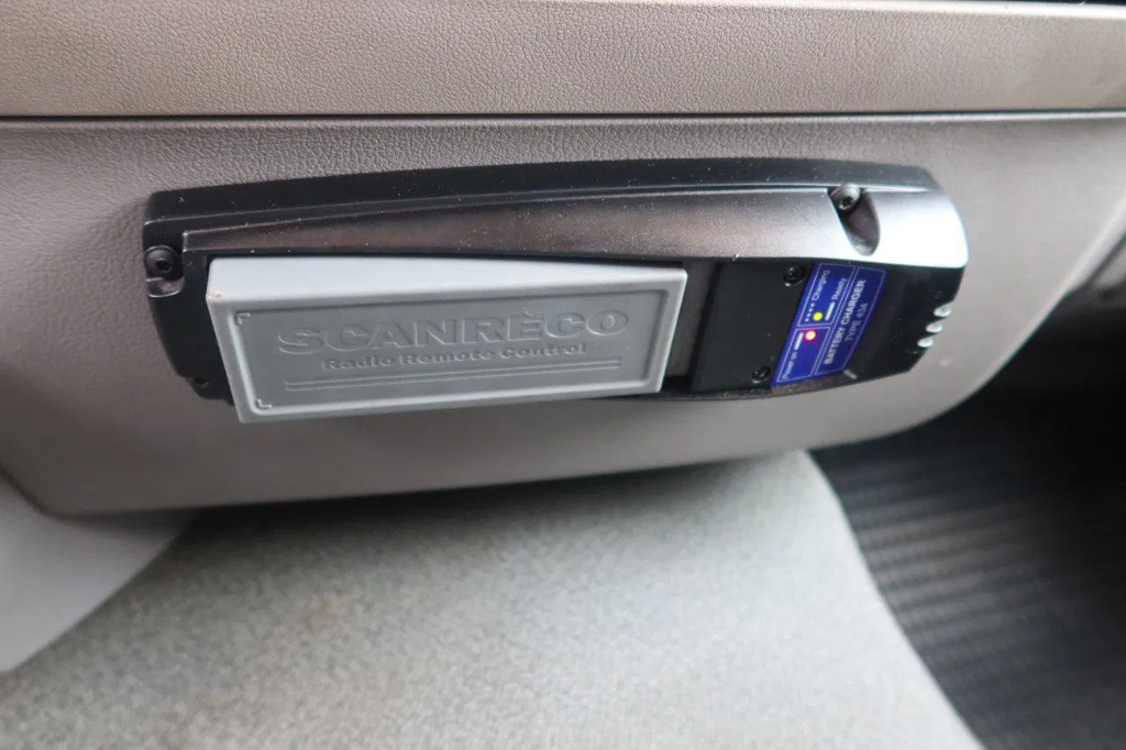 DAF LF 260 Openwagen+ Kraan Fassi F85 B023+ Radio controle 20