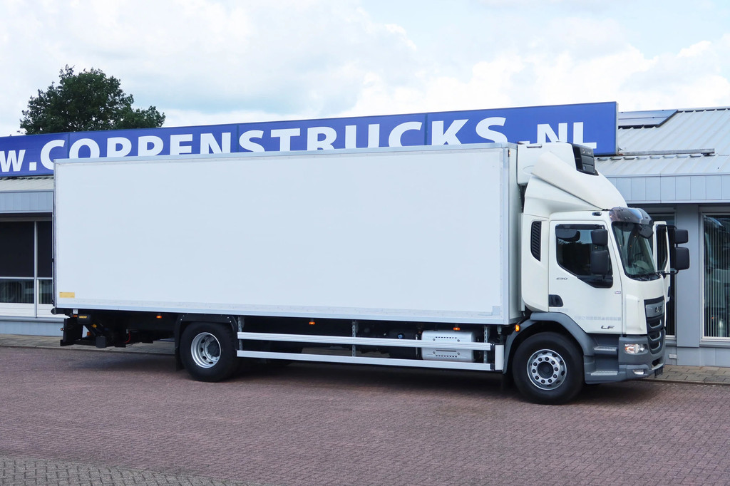 DAF LF 290 Koel/Vries Carrier + B.A.R. 2.000 kg Klep 12