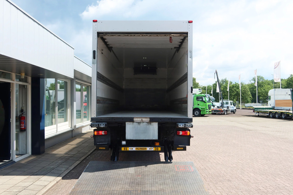 DAF LF 290 Koel/Vries Carrier + B.A.R. 2.000 kg Klep 13
