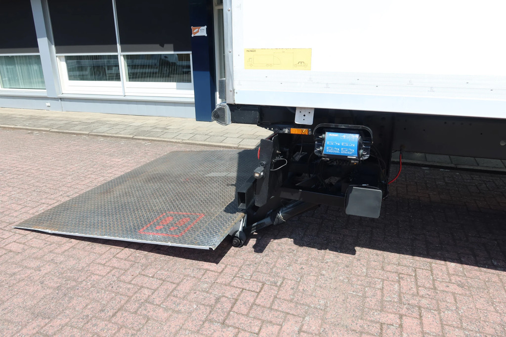 DAF LF 290 Koel/Vries Carrier + B.A.R. 2.000 kg Klep 14
