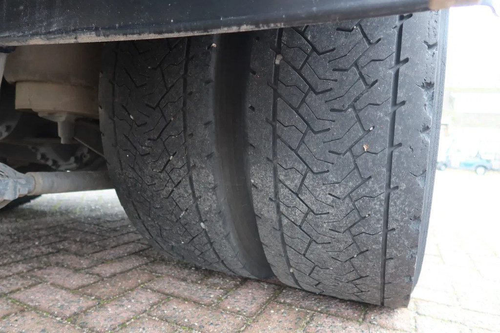 DAF LF 290 Koel/Vries+ Klep 1500 kg Thermoking T 600R 17