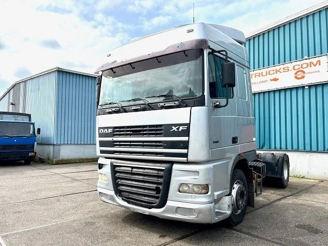 DAF XF 95.430 SPACECAB 4x2 TRACTOR UNIT (EURO 3 / ZF16 MANUAL GEARBOX / AIRCONDITIONING)