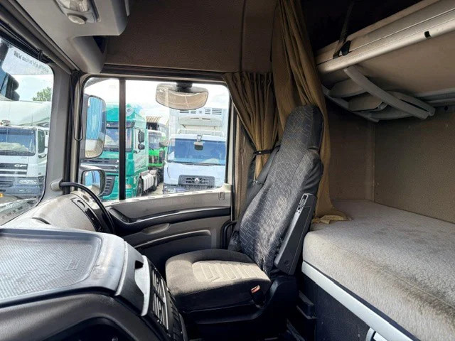 DAF XF 105.460 SPACECAB (EURO 5 / ZF16 MANUAL GEARBOX / MX-BRAKE / P.T.O. / HYDRAULIC KIT / AIRCONDITIONING / ETC.) 11