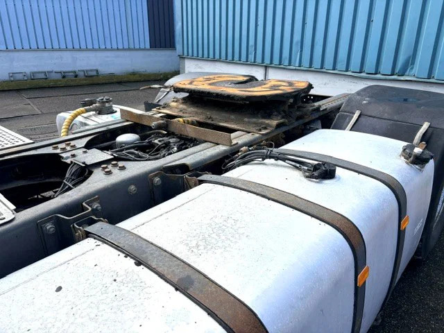 DAF XF 105.460 SPACECAB (EURO 5 / ZF16 MANUAL GEARBOX / MX-BRAKE / P.T.O. / HYDRAULIC KIT / AIRCONDITIONING / ETC.) 7