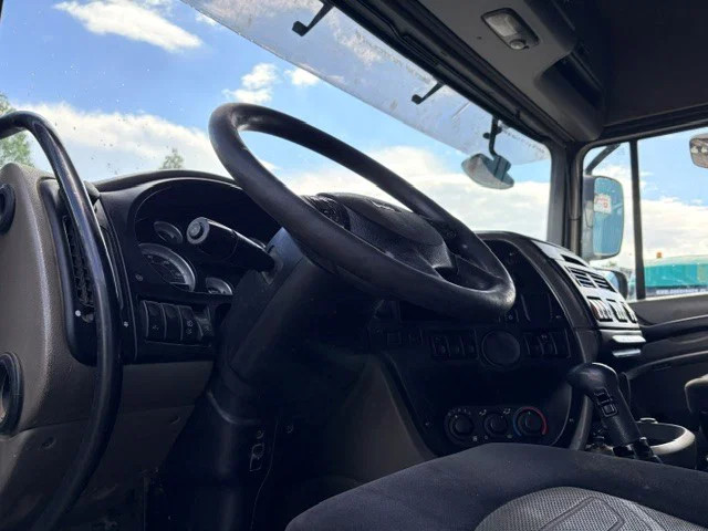 DAF XF 105.460 SPACECAB (EURO 5 / ZF16 MANUAL GEARBOX / MX-BRAKE / P.T.O. / HYDRAULIC KIT / AIRCONDITIONING / ETC.) 9